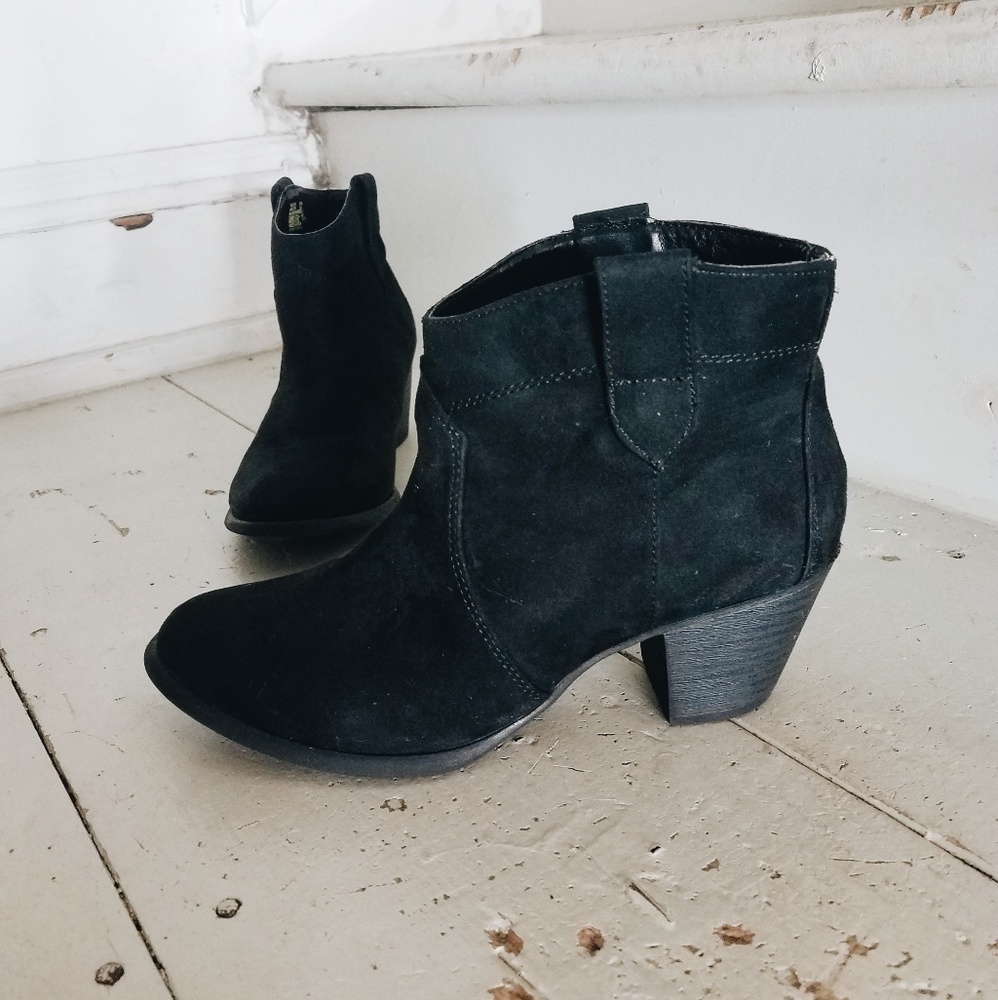 Black Ankle Bootie